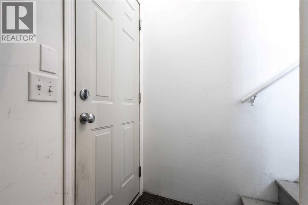 Single Family House 4 Level for Sale in  Elgin Gardens SE McKenzie Towne Calgary 