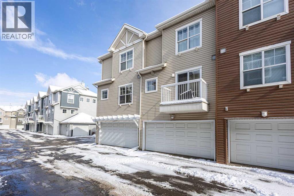 Single Family House 4 Level for Sale in  Elgin Gardens SE McKenzie Towne Calgary 