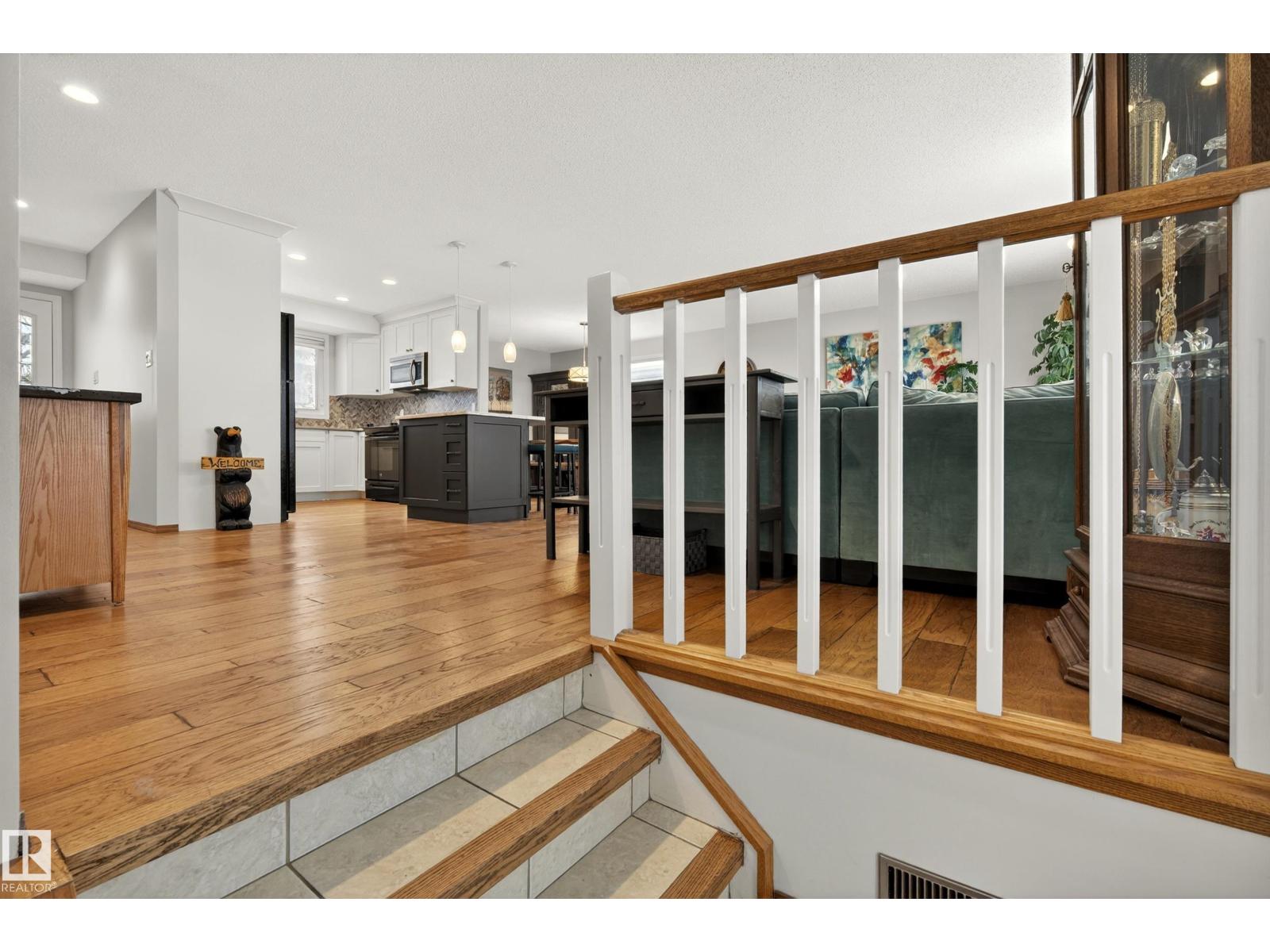 17 AUSTIN CR - Image 3