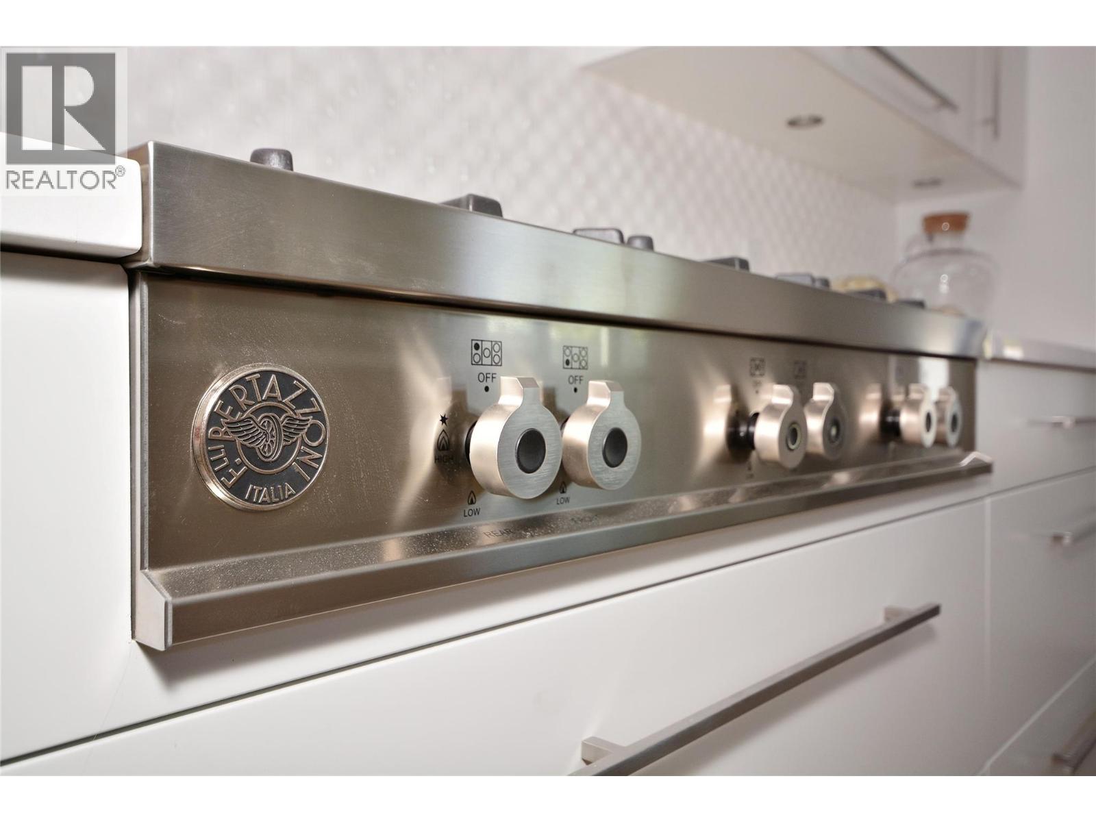 488 MORRISON AVENUE - 9