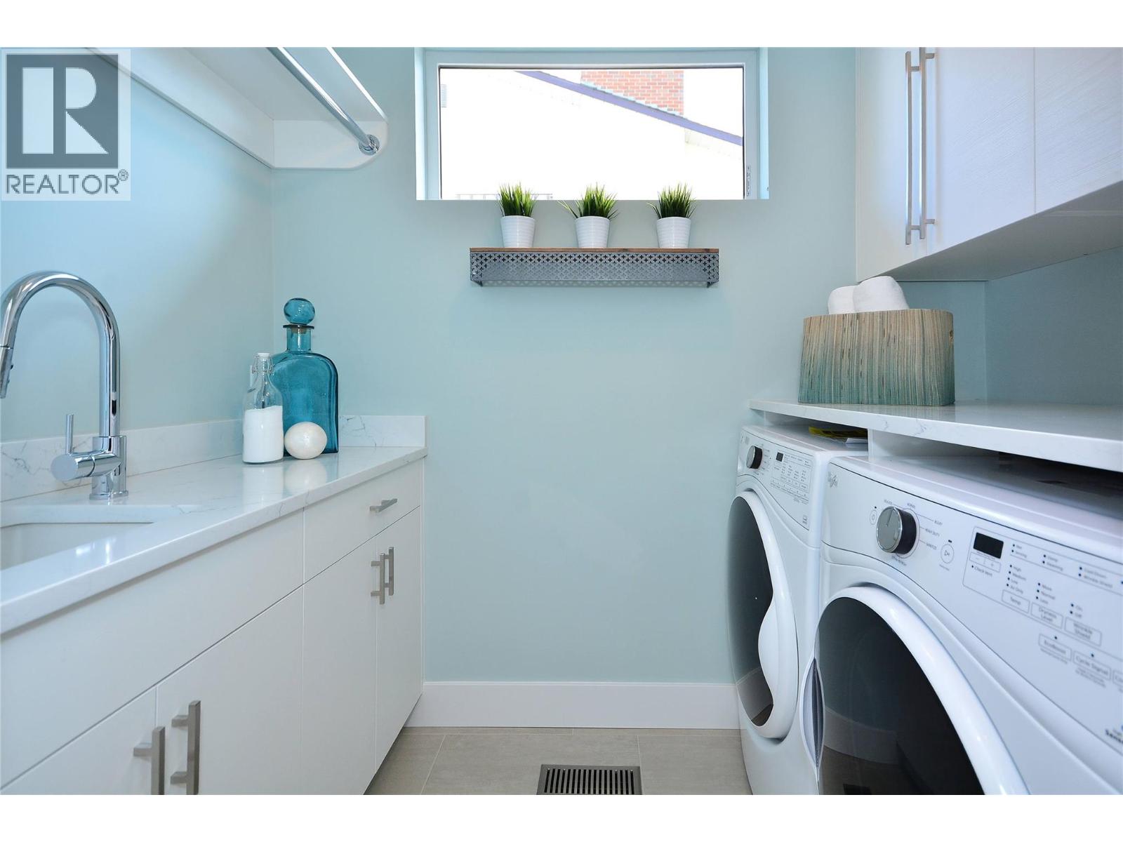 488 MORRISON AVENUE - 30