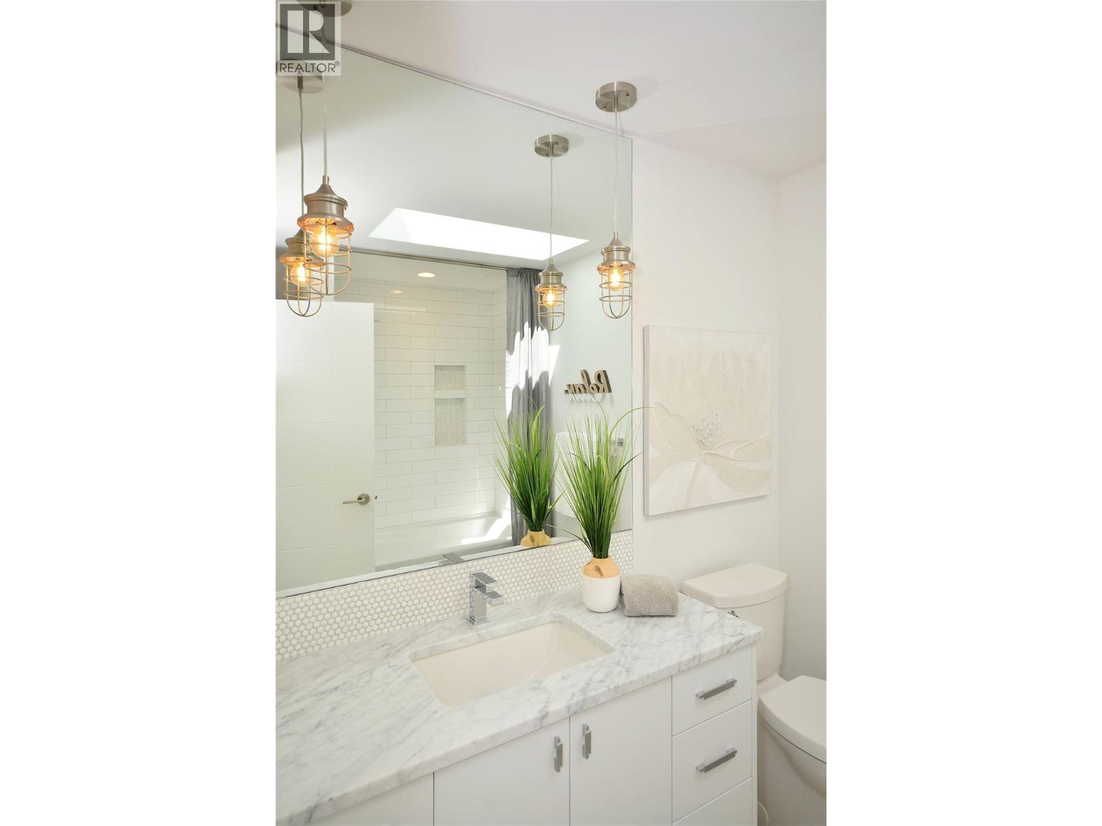 488 MORRISON AVENUE - 25