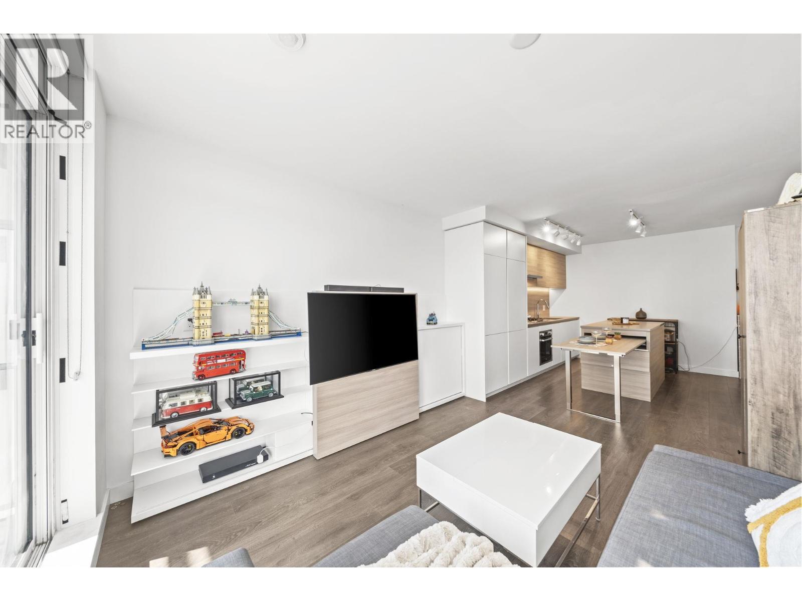 1303 652 WHITING WAY, Coquitlam