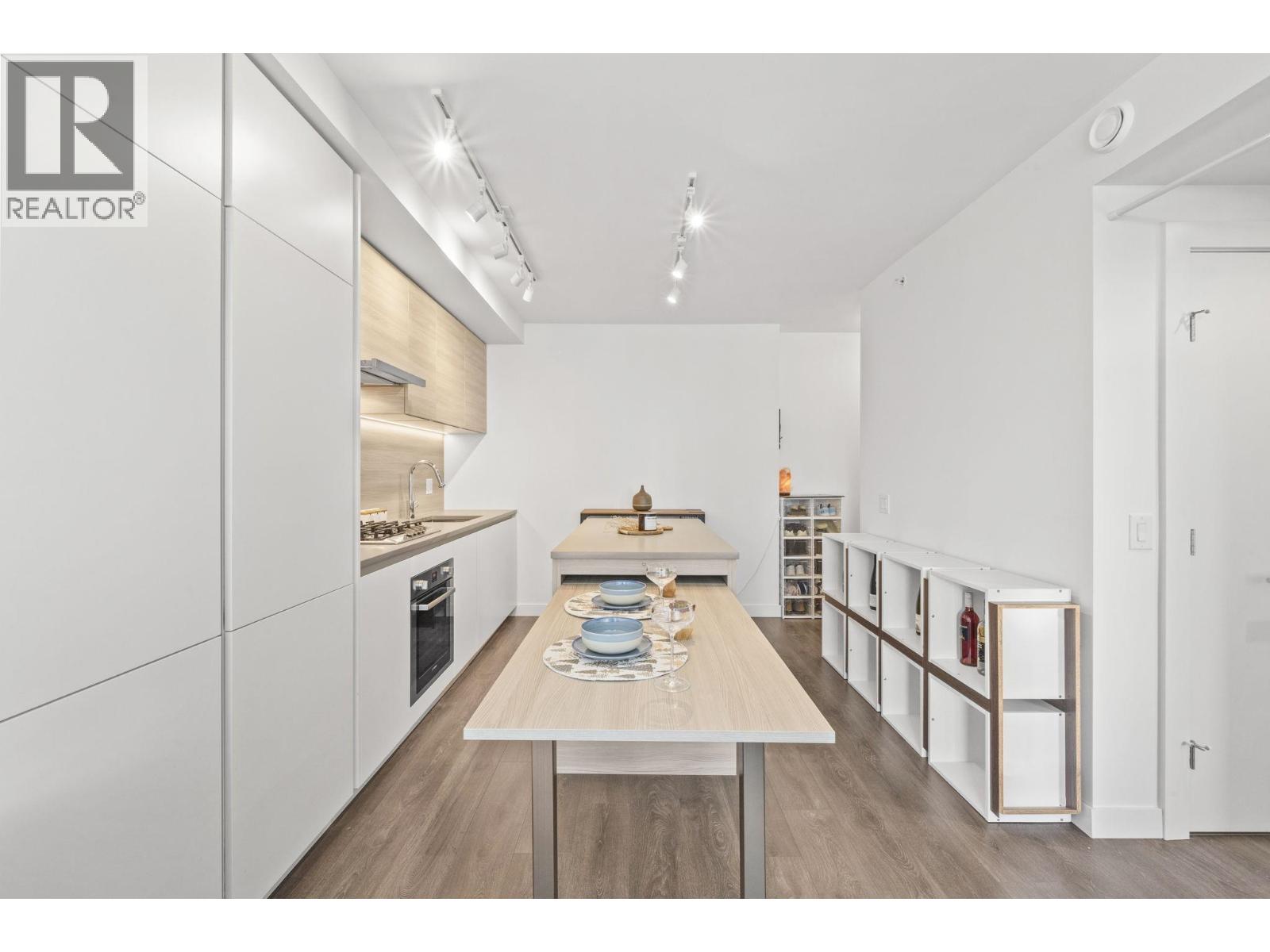 1303 652 WHITING WAY, Coquitlam