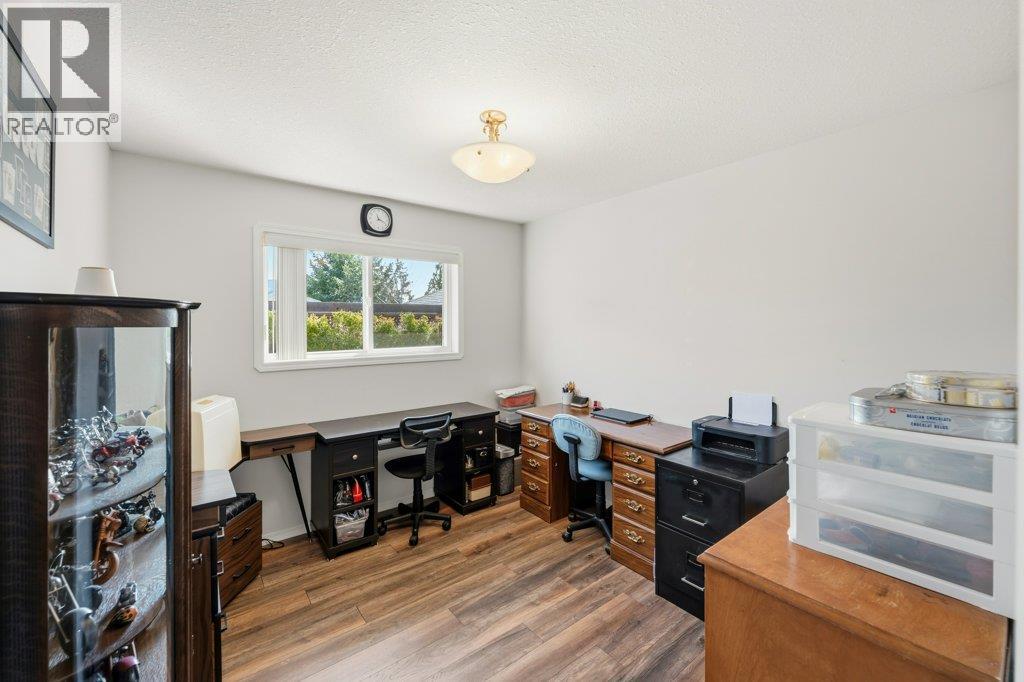 6 CURLEW Court, Osoyoos