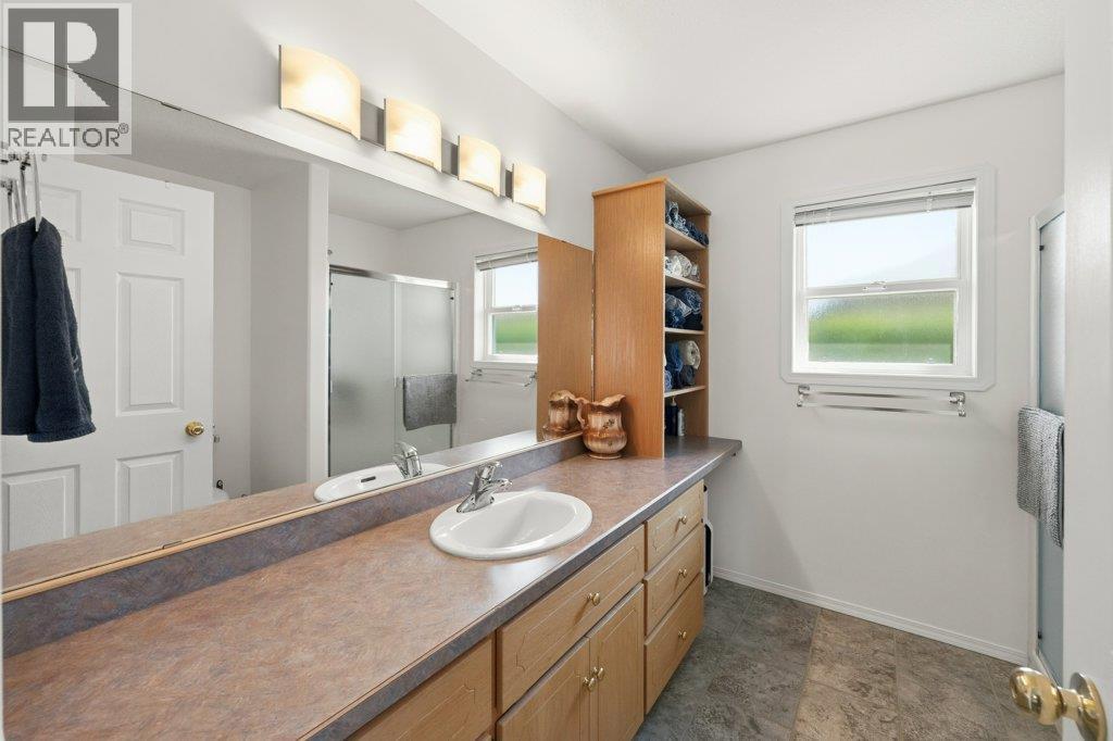 6 CURLEW Court, Osoyoos