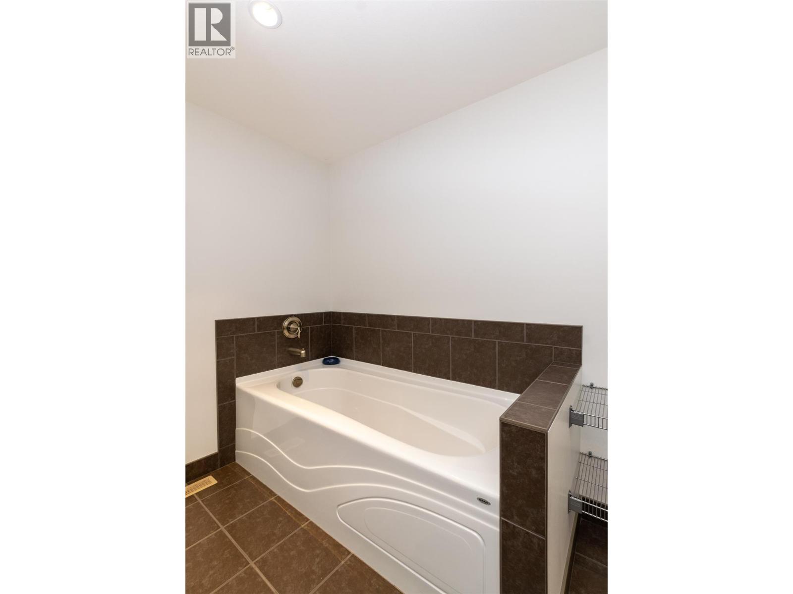 4751 75 Avenue NE Lot# 2, Salmon Arm