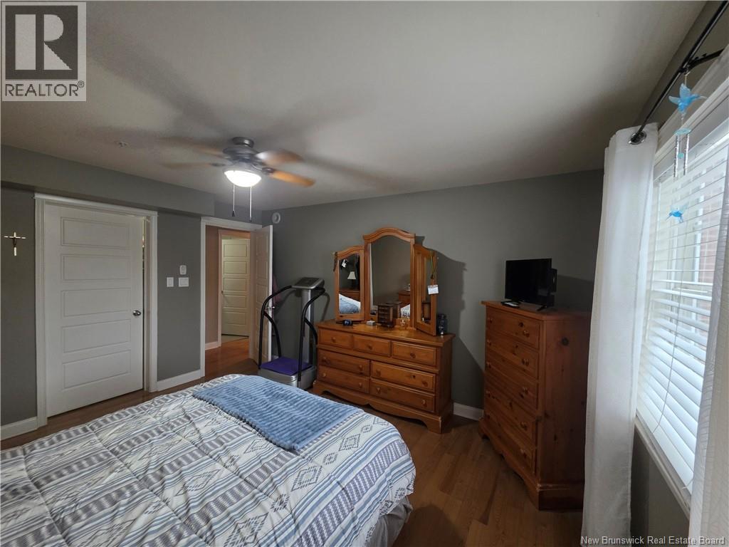 #103 65 BRAYSON BOULEVARD - 19