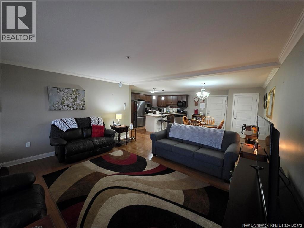 #103 65 BRAYSON BOULEVARD - 8