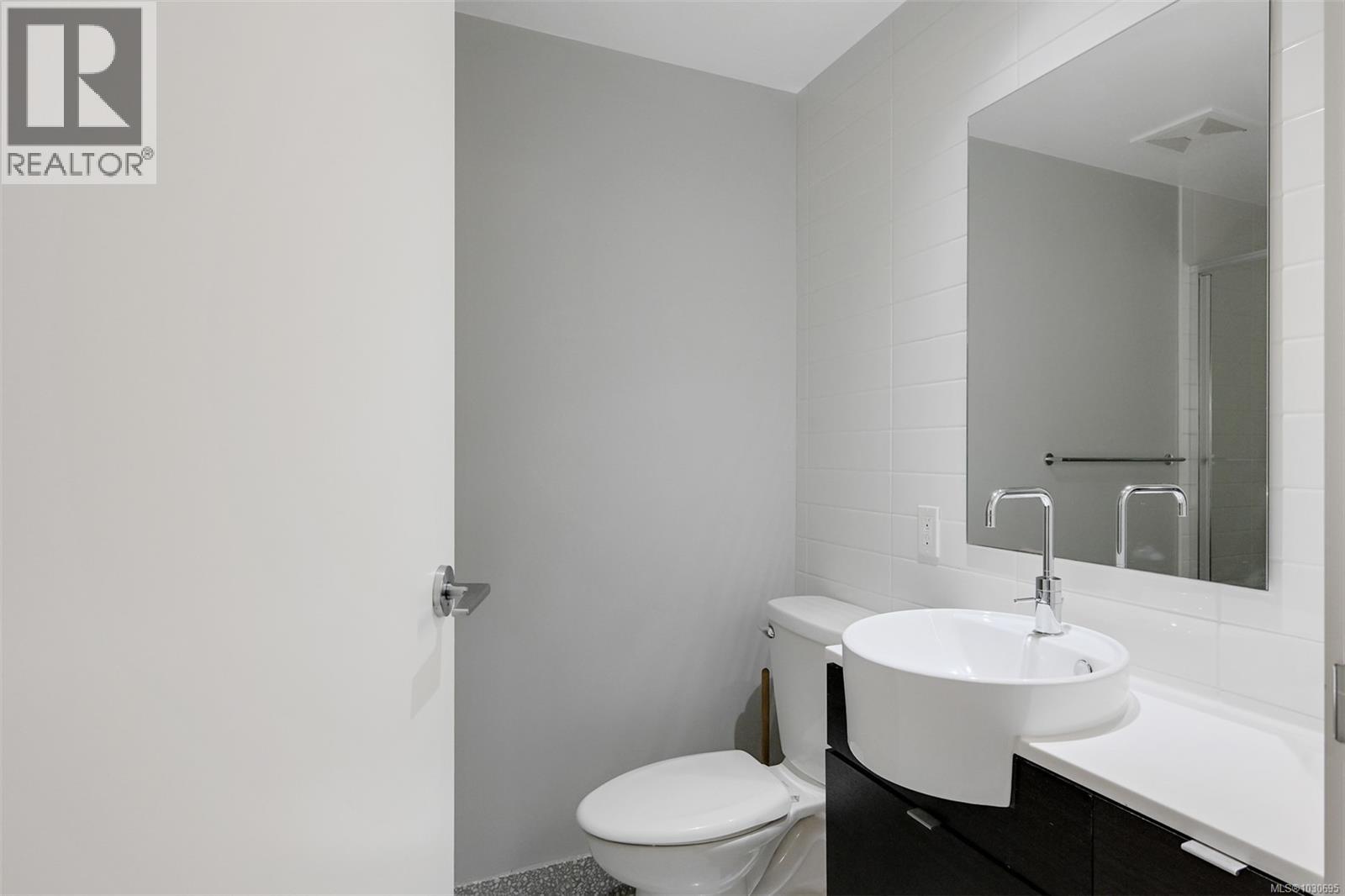 #445 770 FISGARD ST - 24