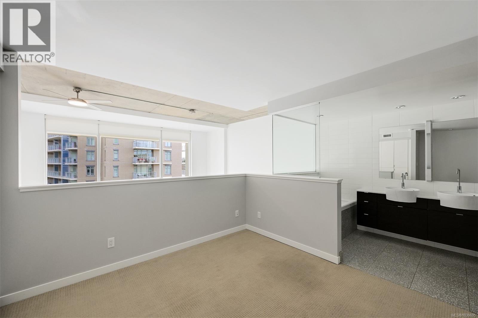 #445 770 FISGARD ST - 28