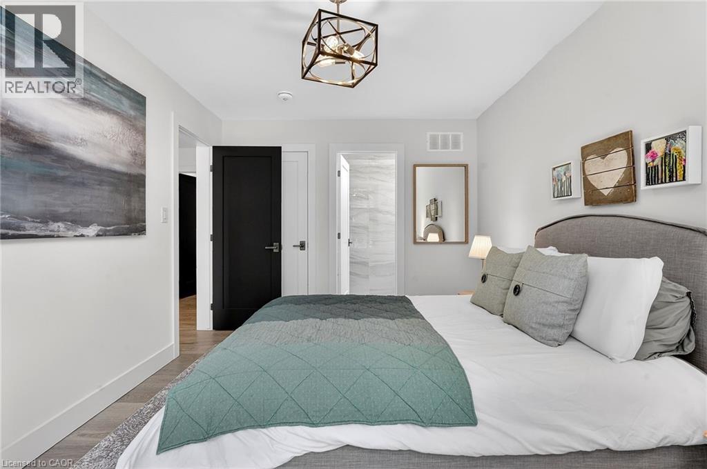 1095 MINERAL SPRINGS Road - 28
