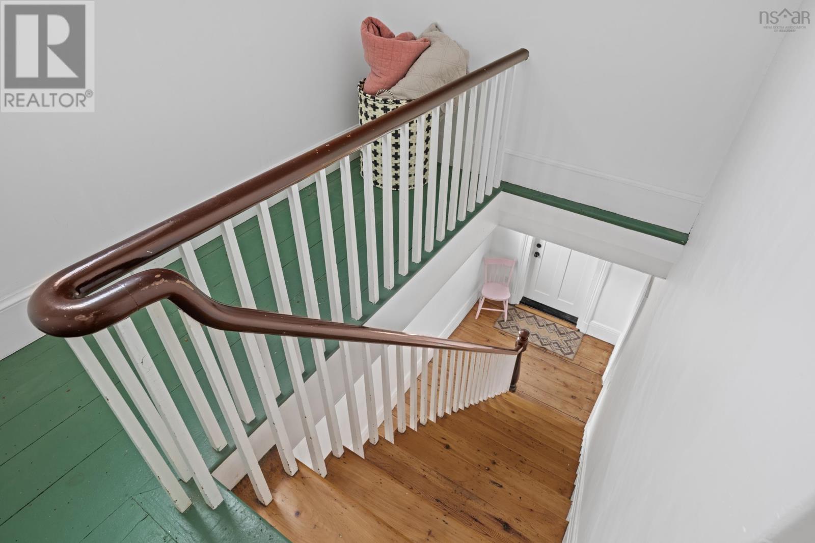 57 OLD FALLS ROAD - 26