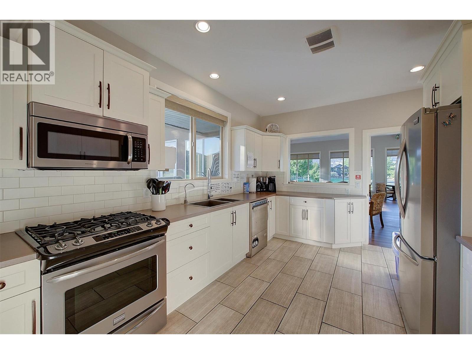 2172 Alvarado Trail - 54
