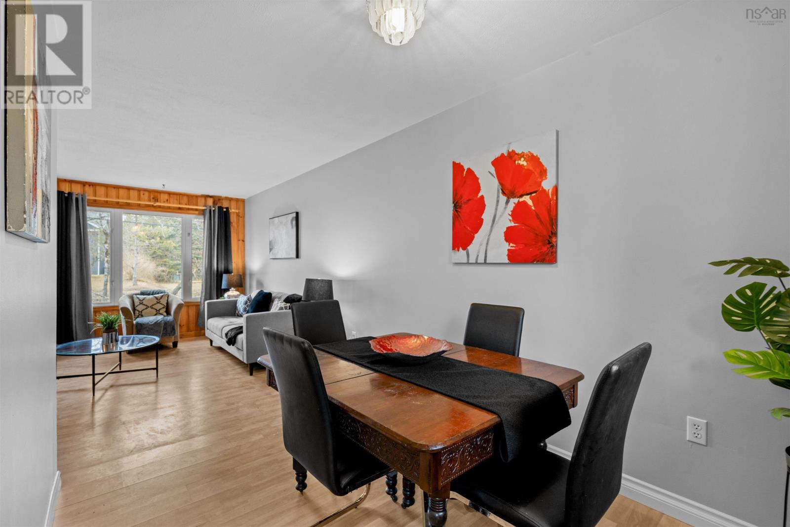 Property 18 of 32 of 2704 Highway 7