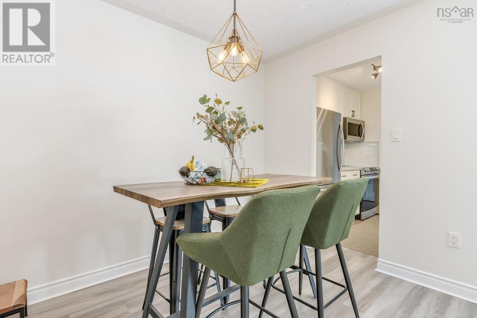 Property 14 of 41 of 23 80 Collins Grove