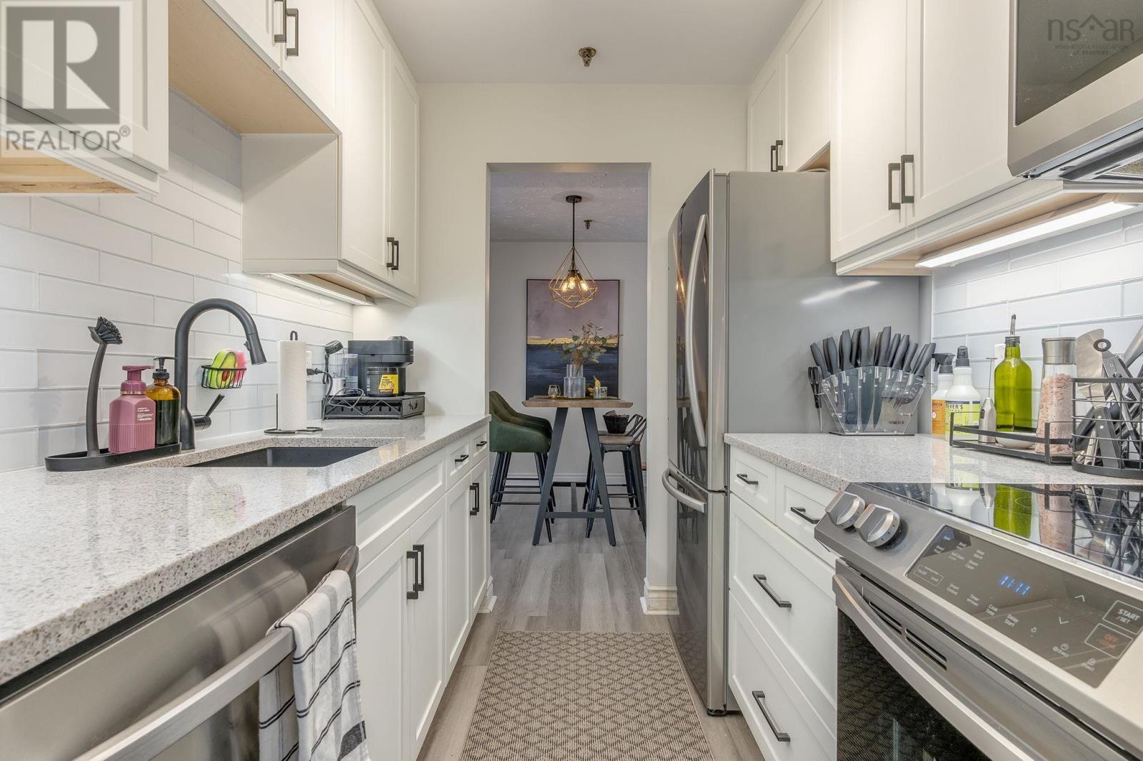 Property 8 of 41 of 23 80 Collins Grove