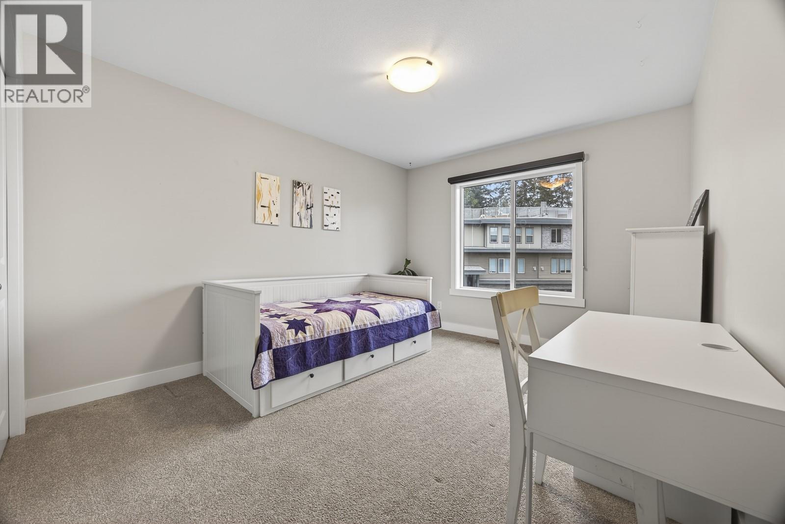 #5 2893 ROBINSON ROAD - 27