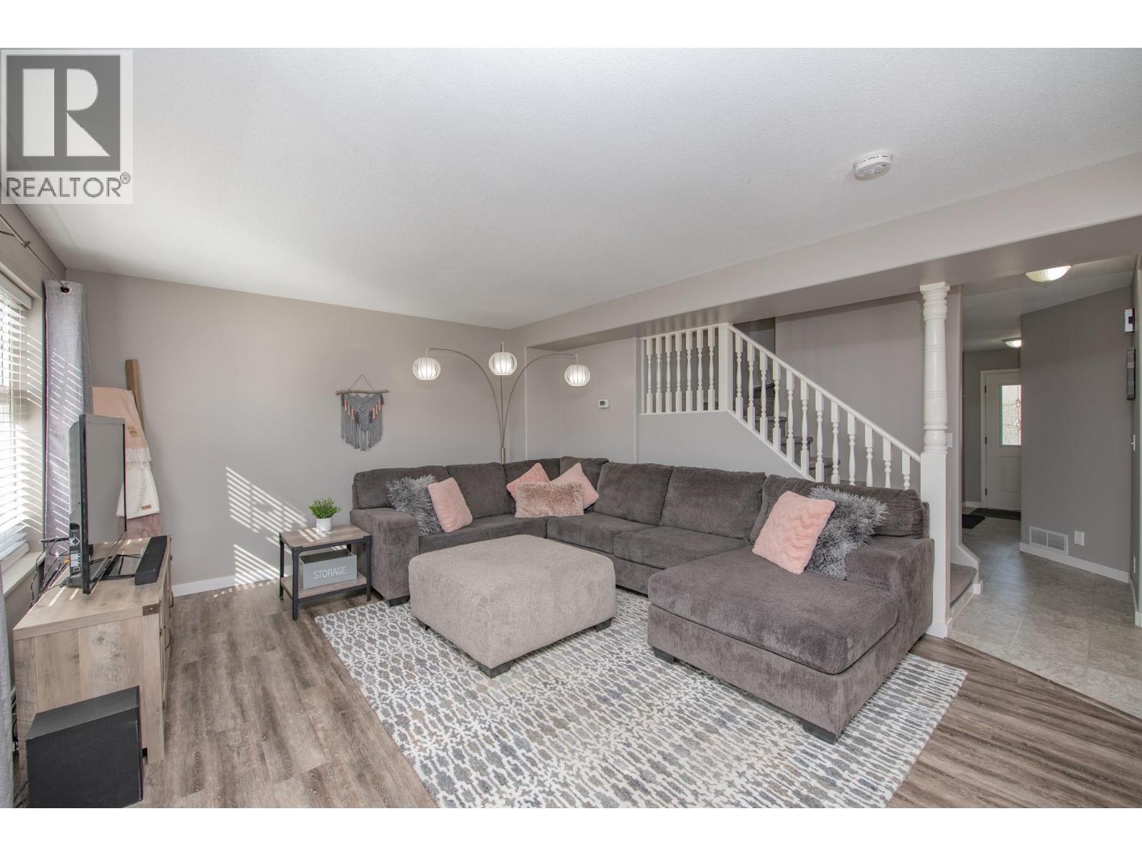 2395 Pleasant Valley Road Unit# 22, Armstrong