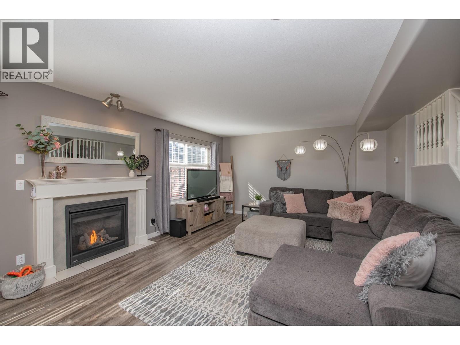 2395 Pleasant Valley Road Unit# 22, Armstrong