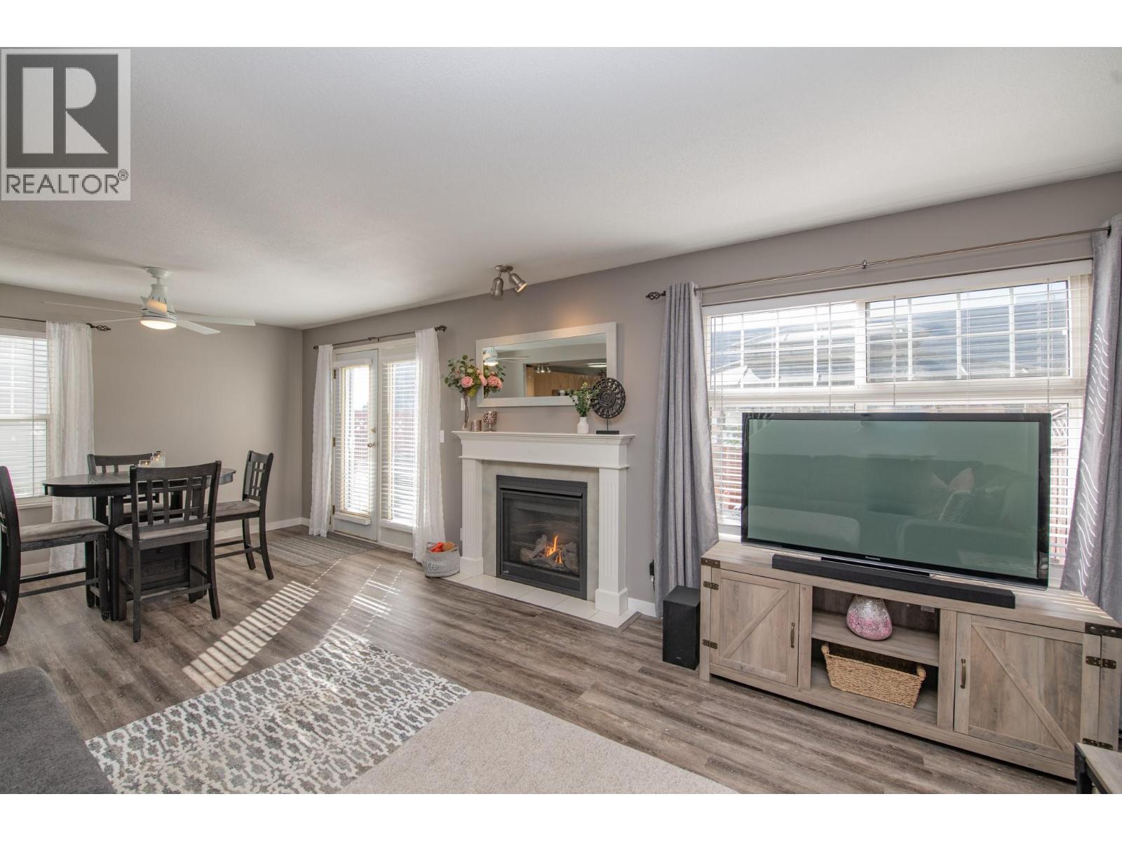 2395 Pleasant Valley Road Unit# 22, Armstrong