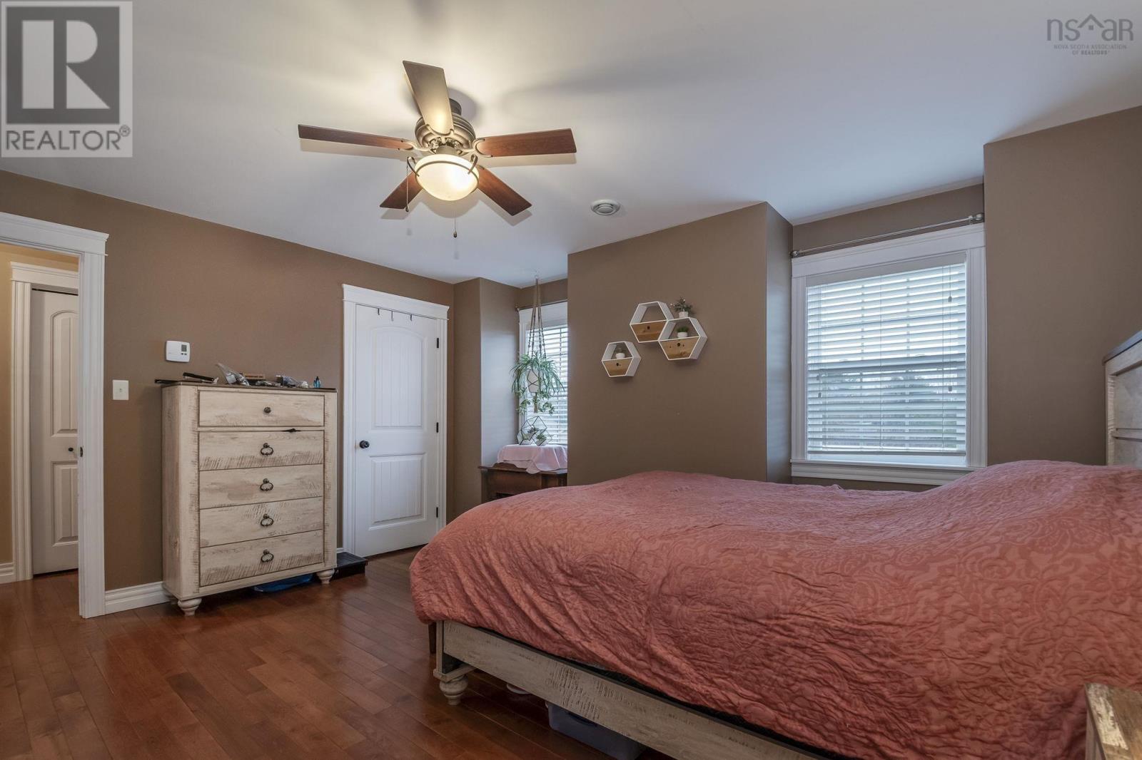 Property 14 of 31 of 68 Terra Nova Drive