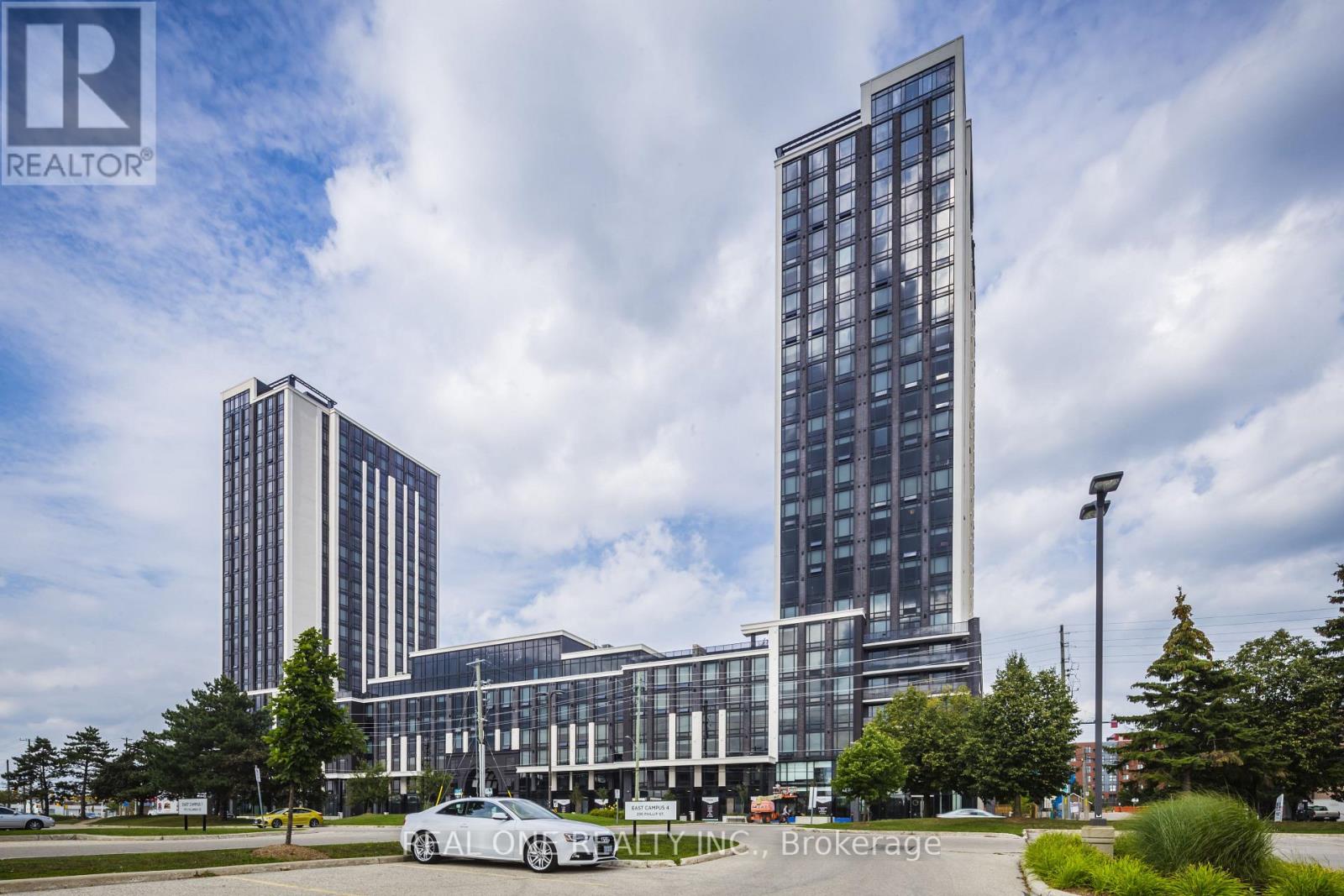 S2001 - 330 PHILLIP STREET