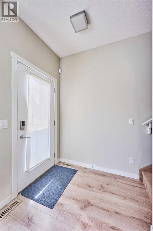 #103 218 SHERWOOD SQUARE NW - 5