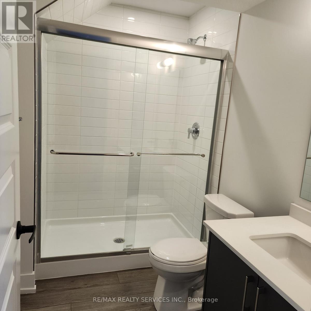 #43 99 ROGER STREET - 16