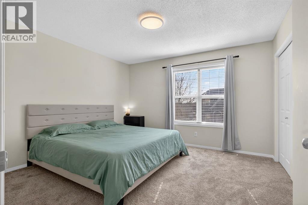 Single Family House for Sale in  Elgin View SE McKenzie Towne Calgary 