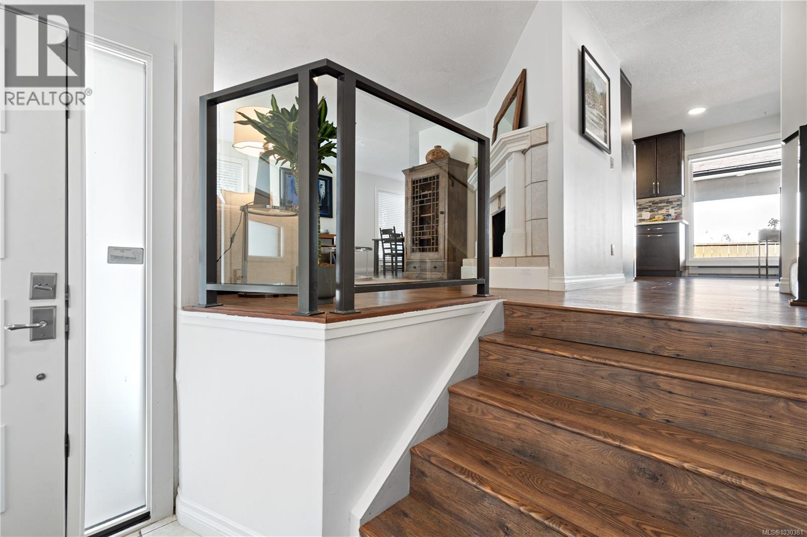 3617 COUNTRY CLUB DR - 19