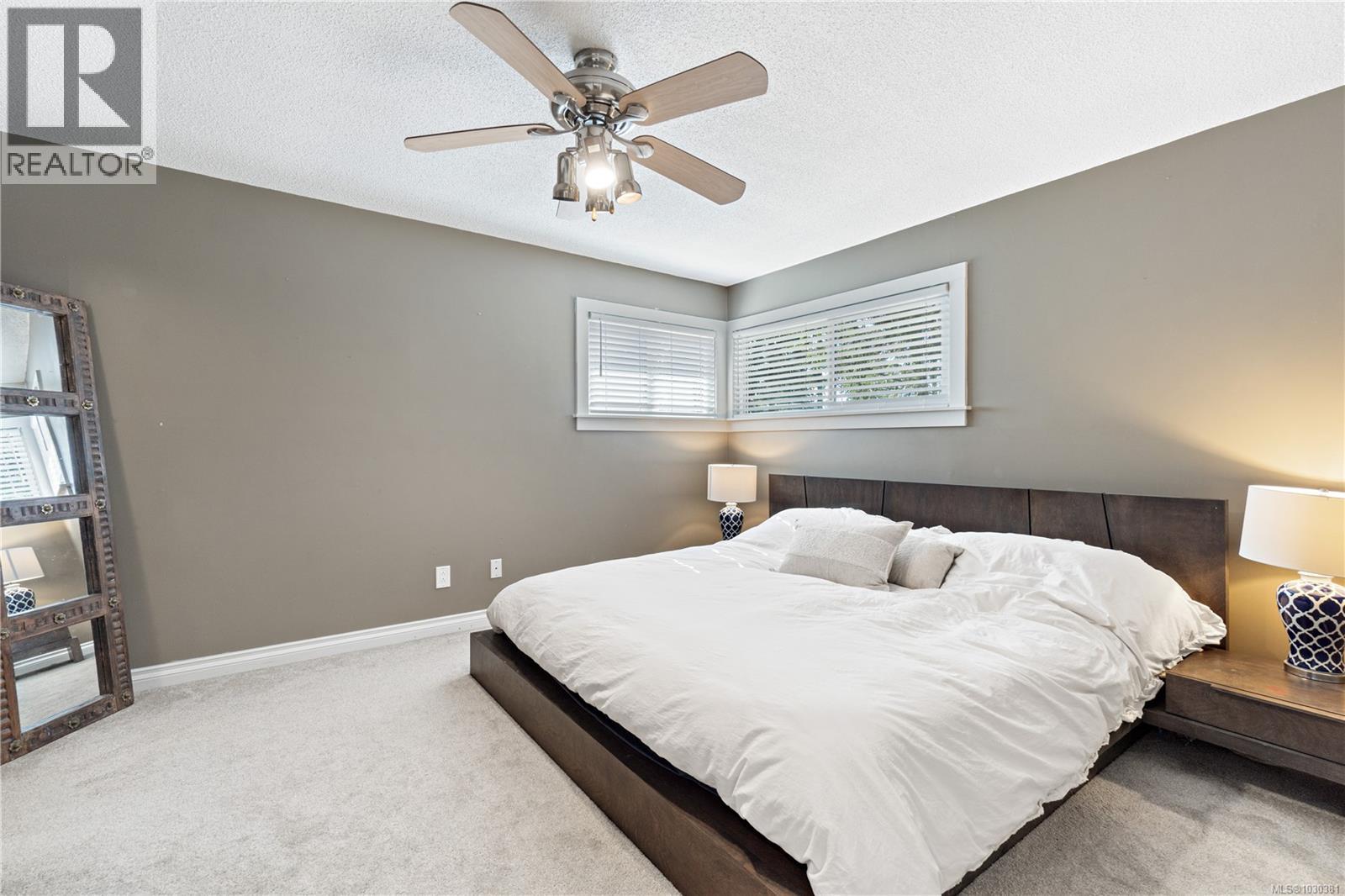 3617 COUNTRY CLUB DR - 26