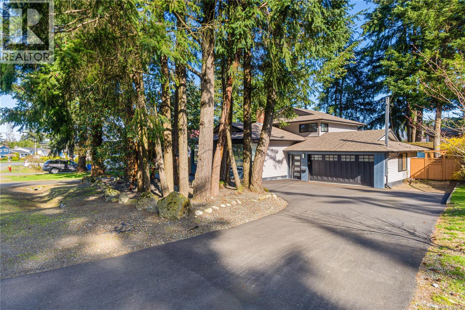 3617 COUNTRY CLUB DR - 43