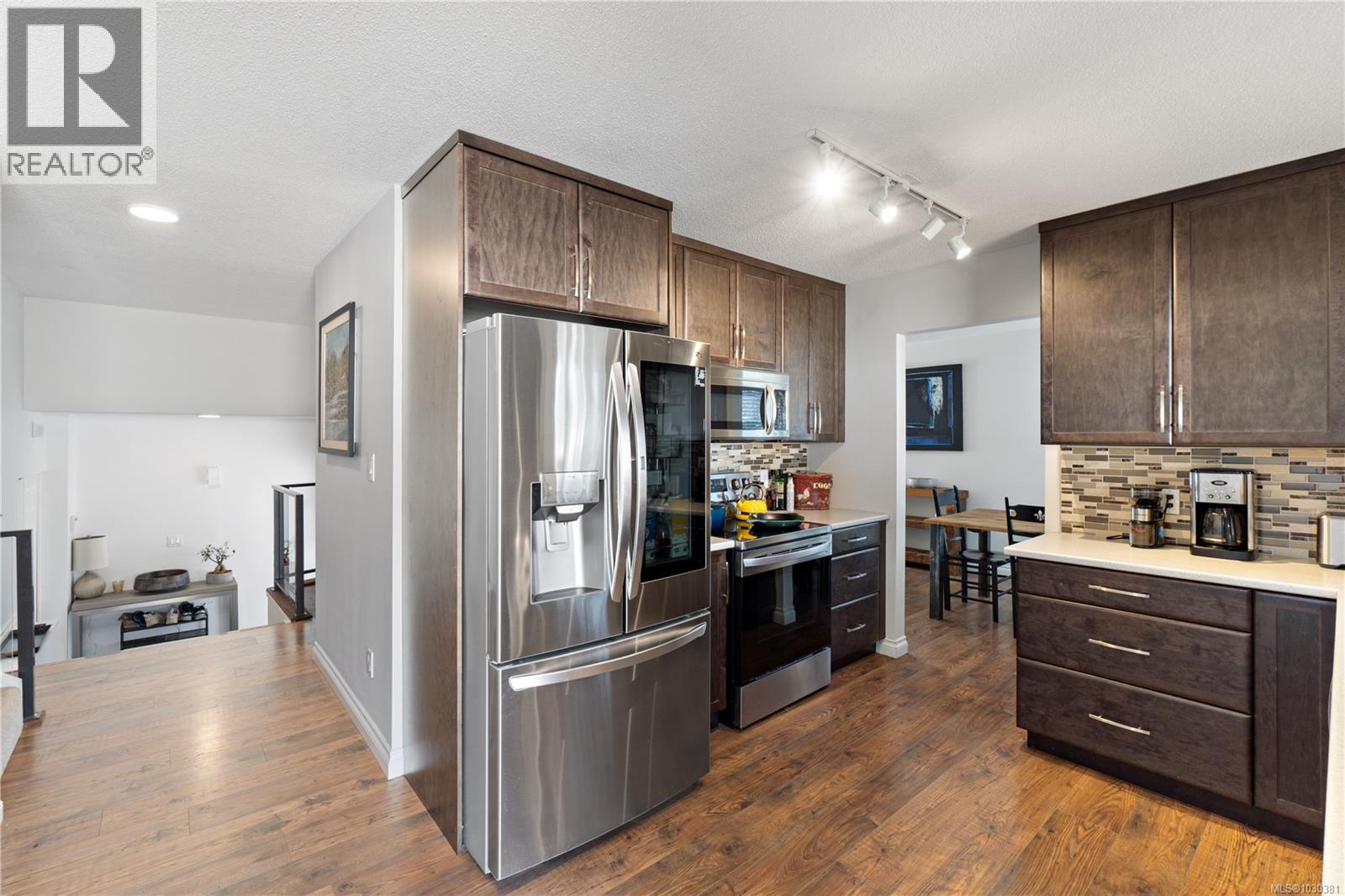 3617 COUNTRY CLUB DR - 8