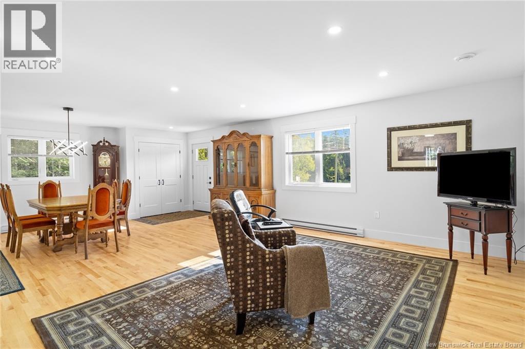 174 ROCKWOOD WAY - 16