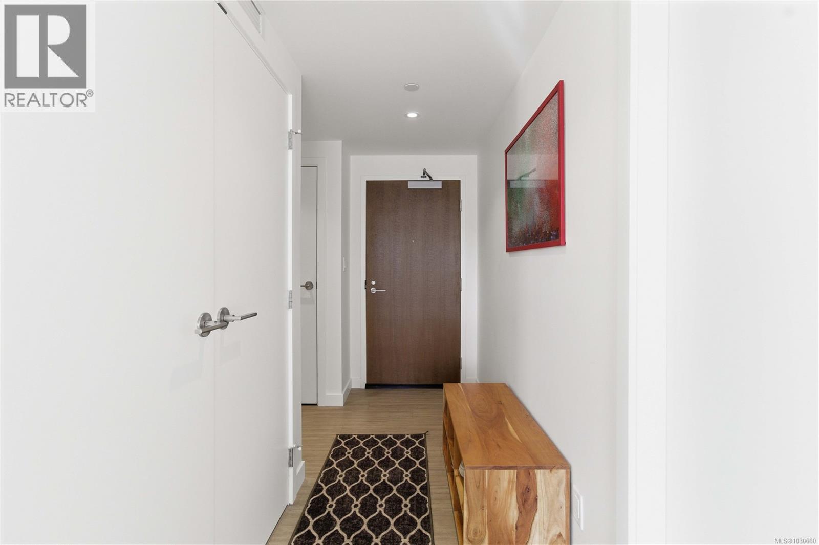 #1001 848 YATES ST - 15