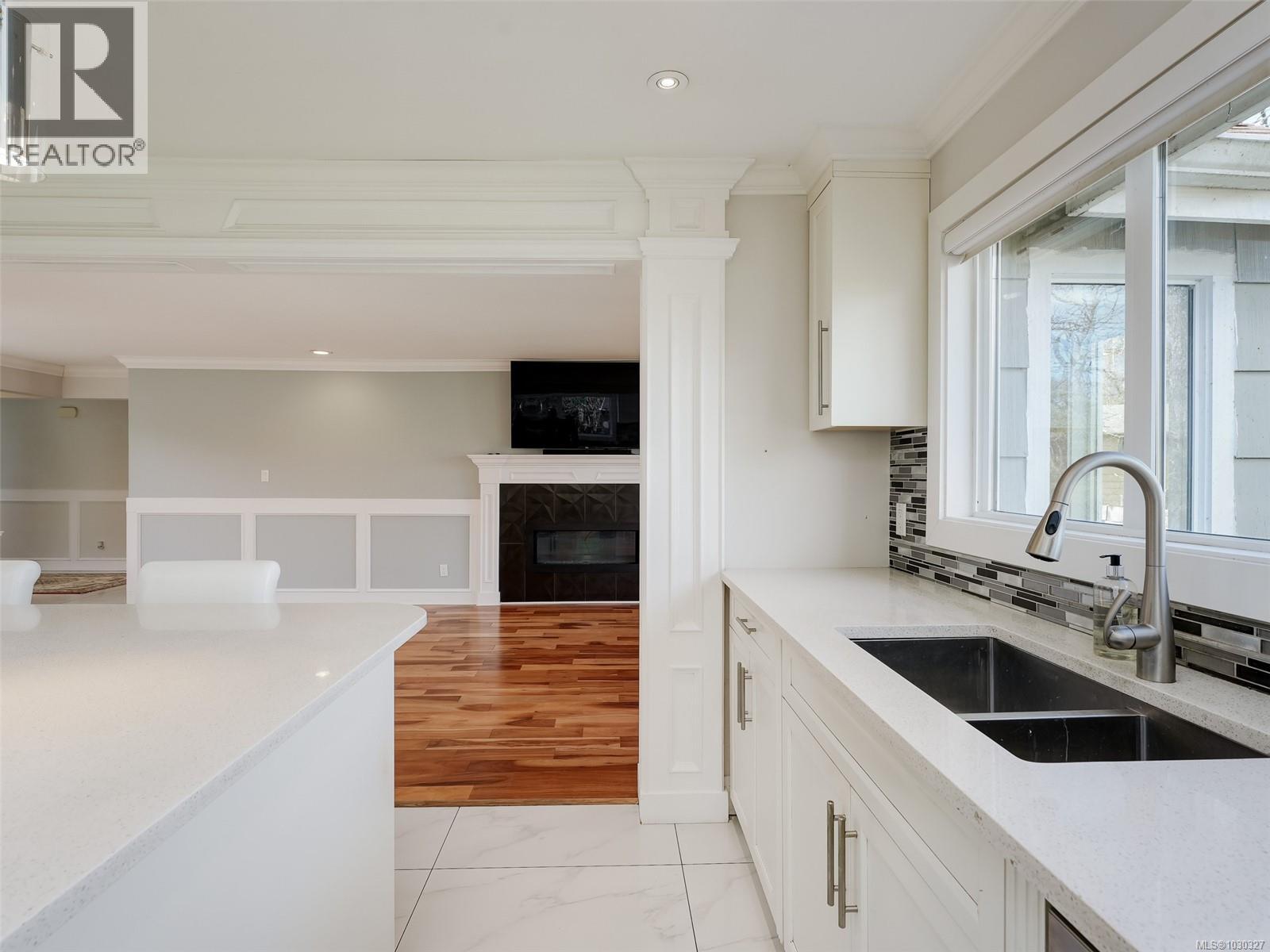 4081 CEDAR HILL RD - 14