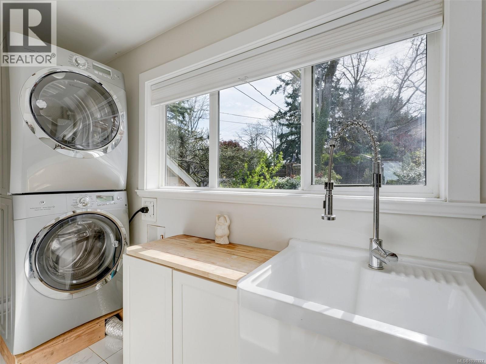 4081 CEDAR HILL RD - 30