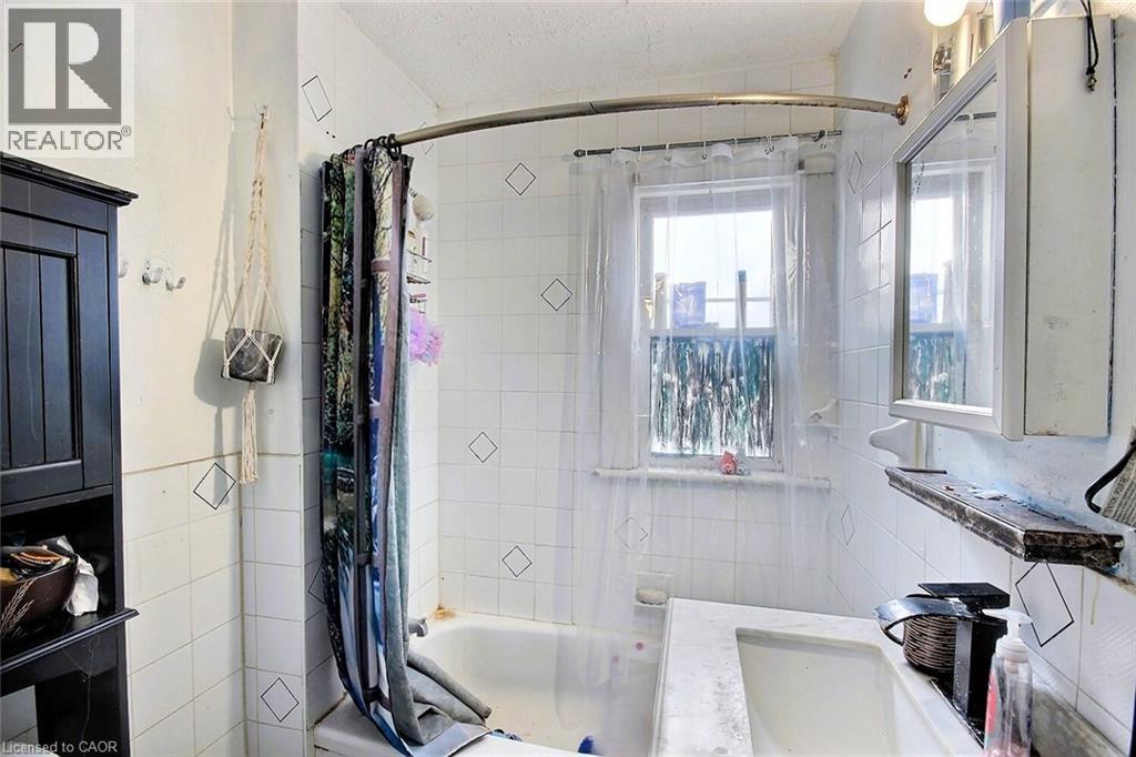 223 WATER Street N - 18
