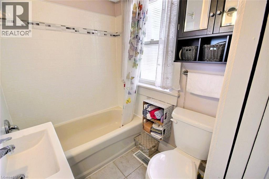 223 WATER Street N - 10