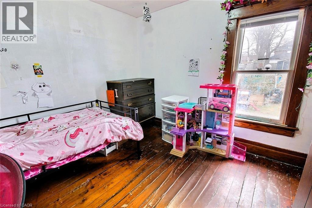 223 WATER Street N - 17