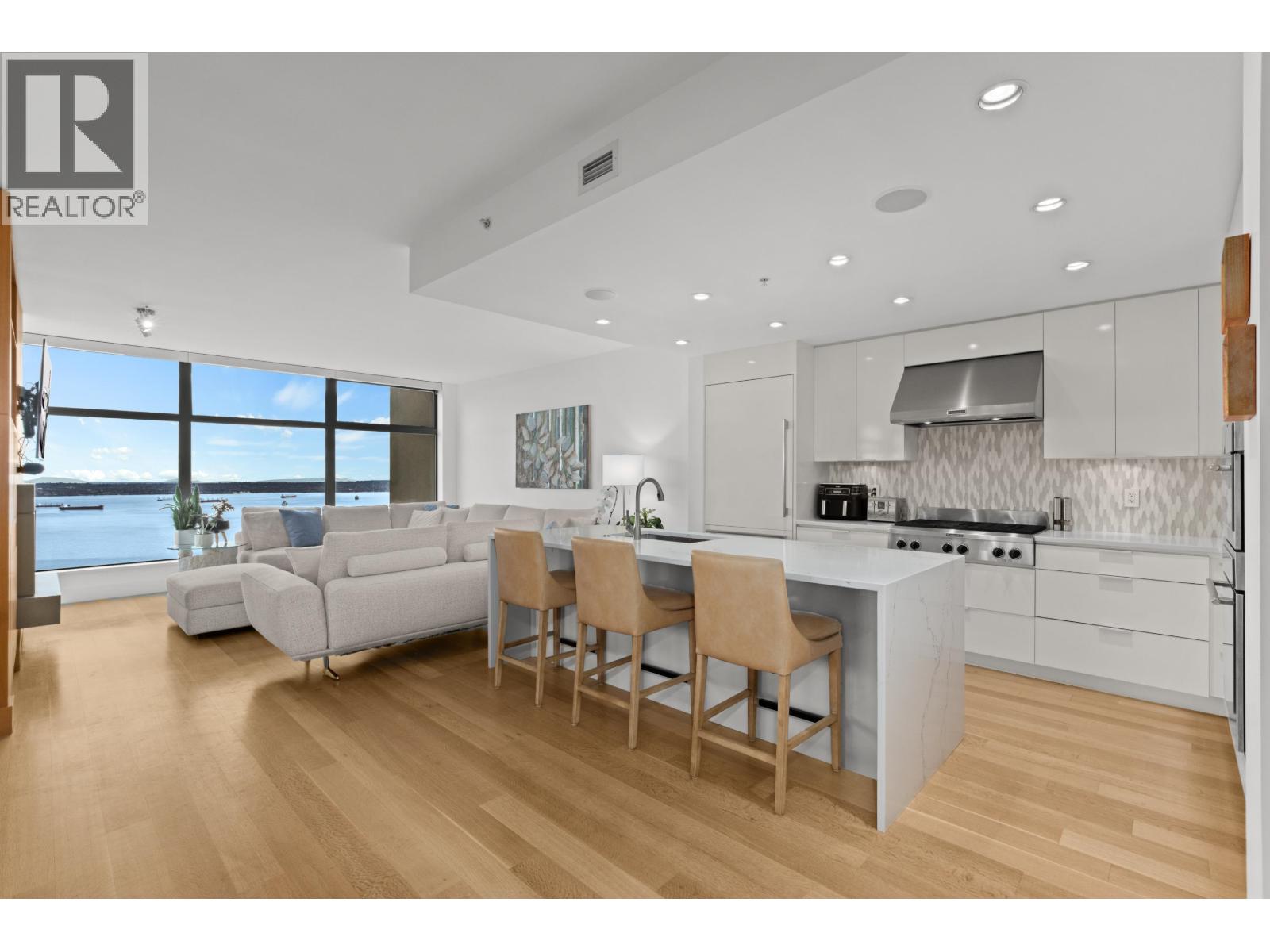 1001 3315 CYPRESS PLACE, West Vancouver