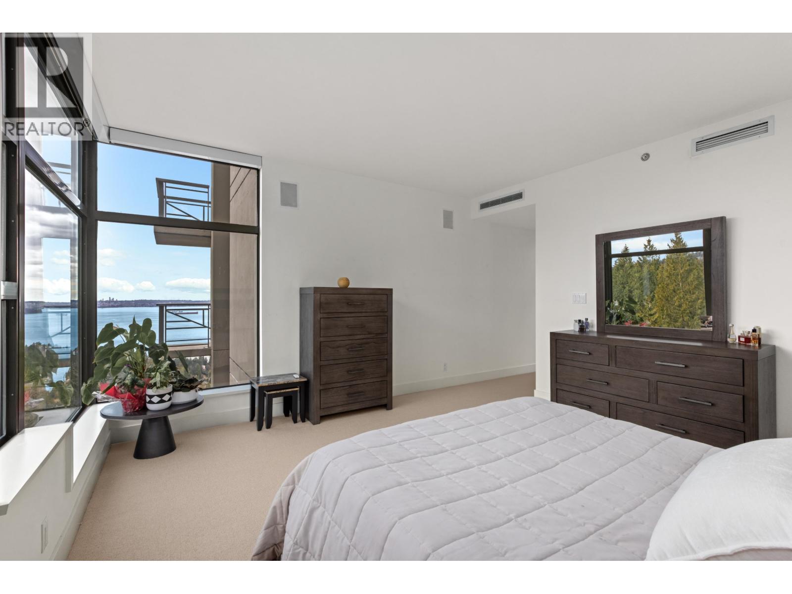 1001 3315 CYPRESS PLACE, West Vancouver