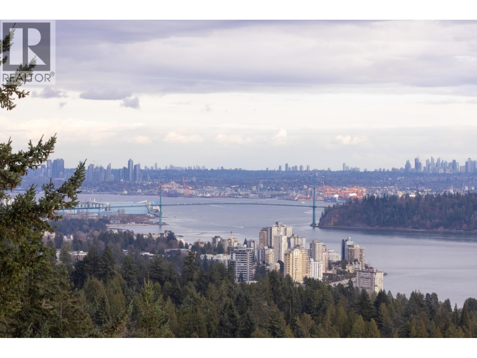 1001 3315 CYPRESS PLACE, West Vancouver