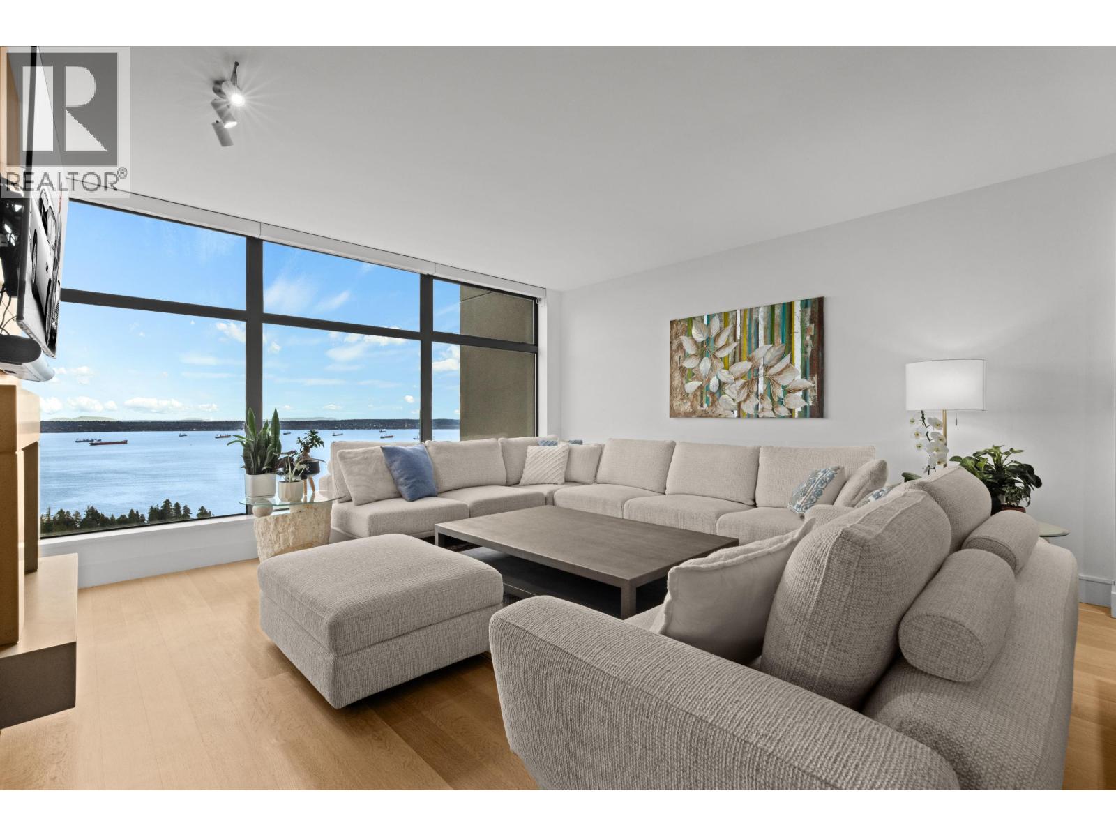 1001 3315 CYPRESS PLACE, West Vancouver