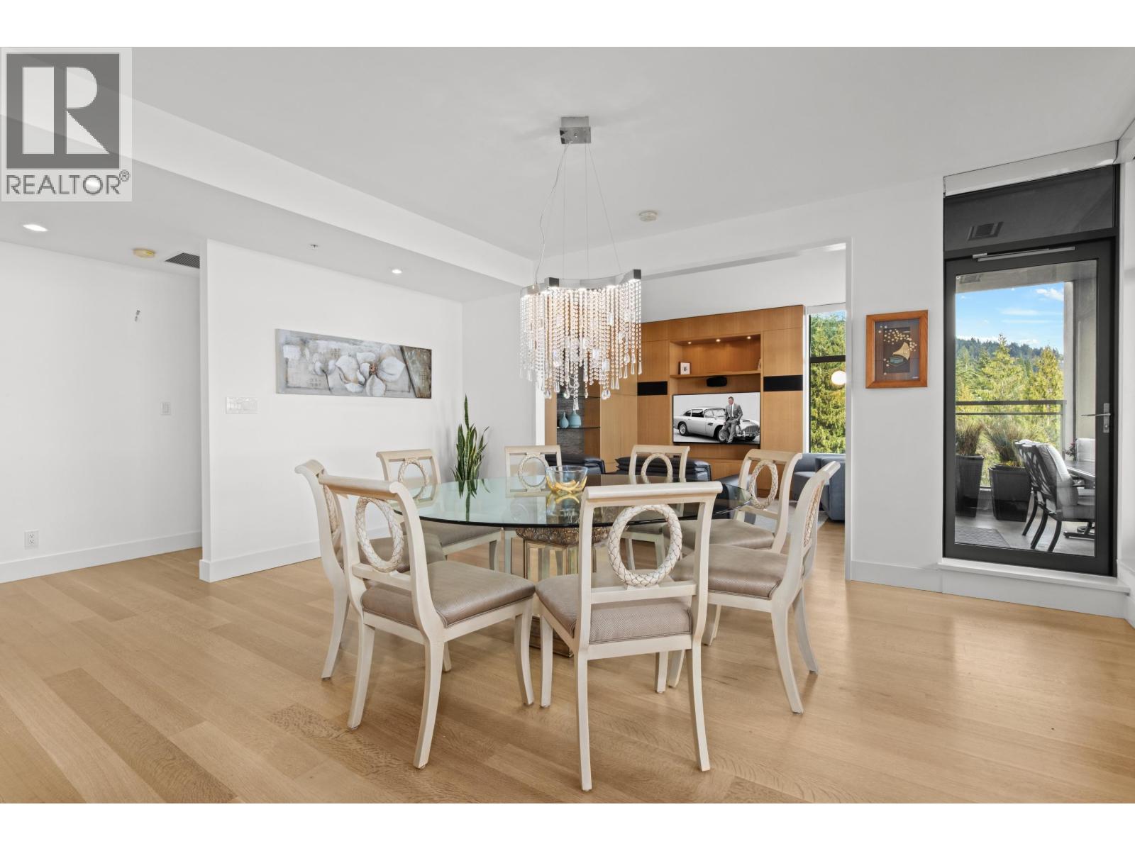 1001 3315 CYPRESS PLACE, West Vancouver