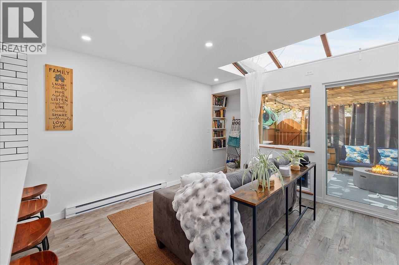 4975 RIVER REACH, Delta