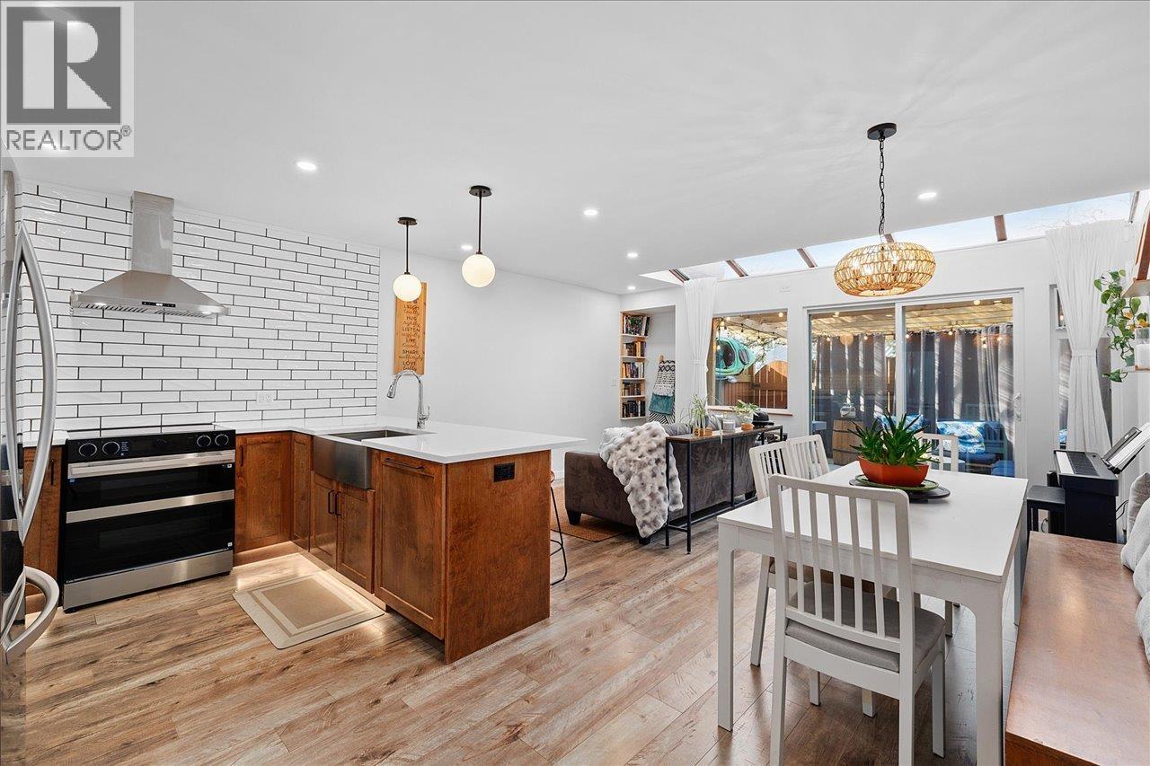 4975 RIVER REACH, Delta