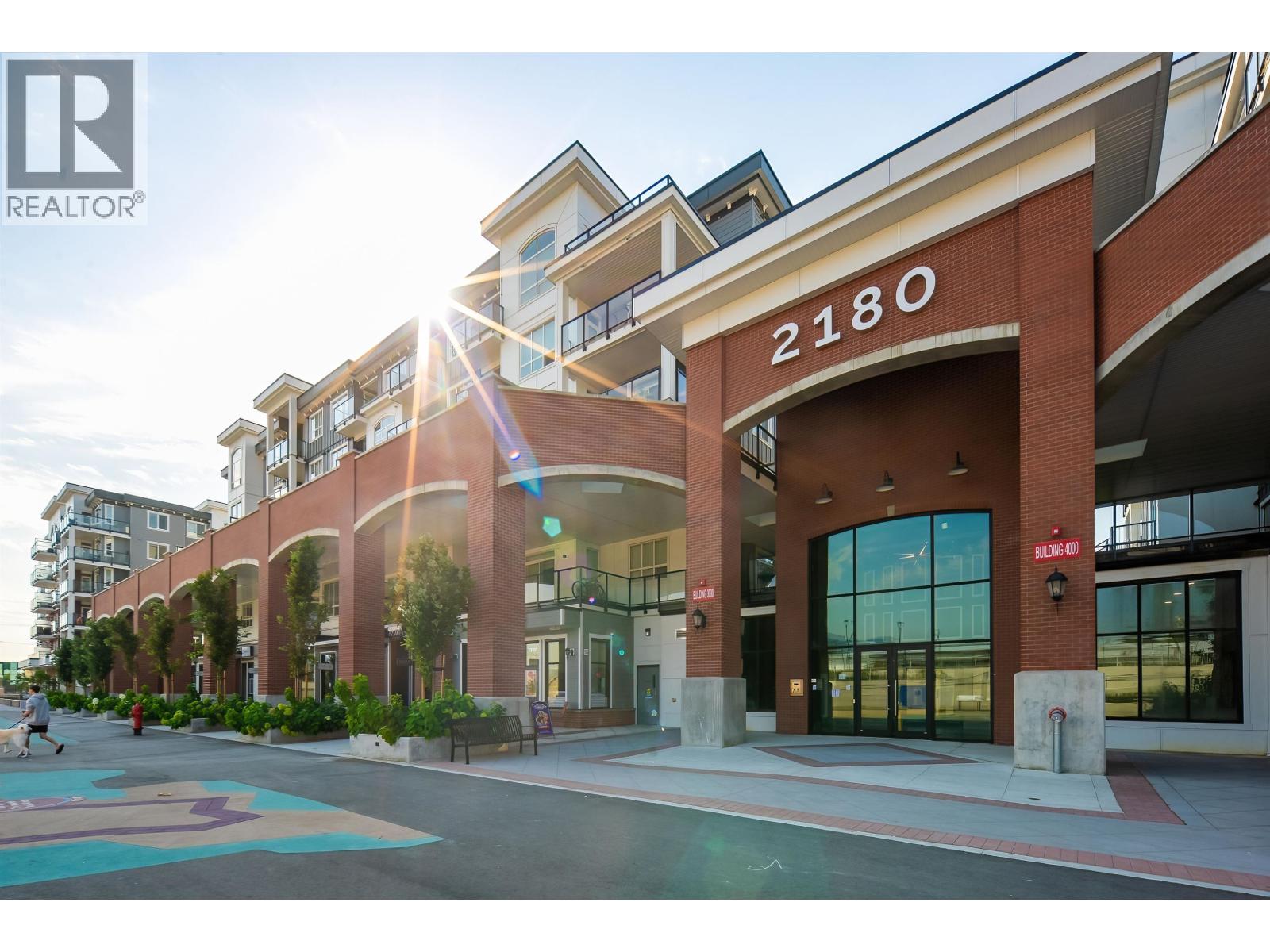 4520 2180 KELLY AVENUE, Port Coquitlam