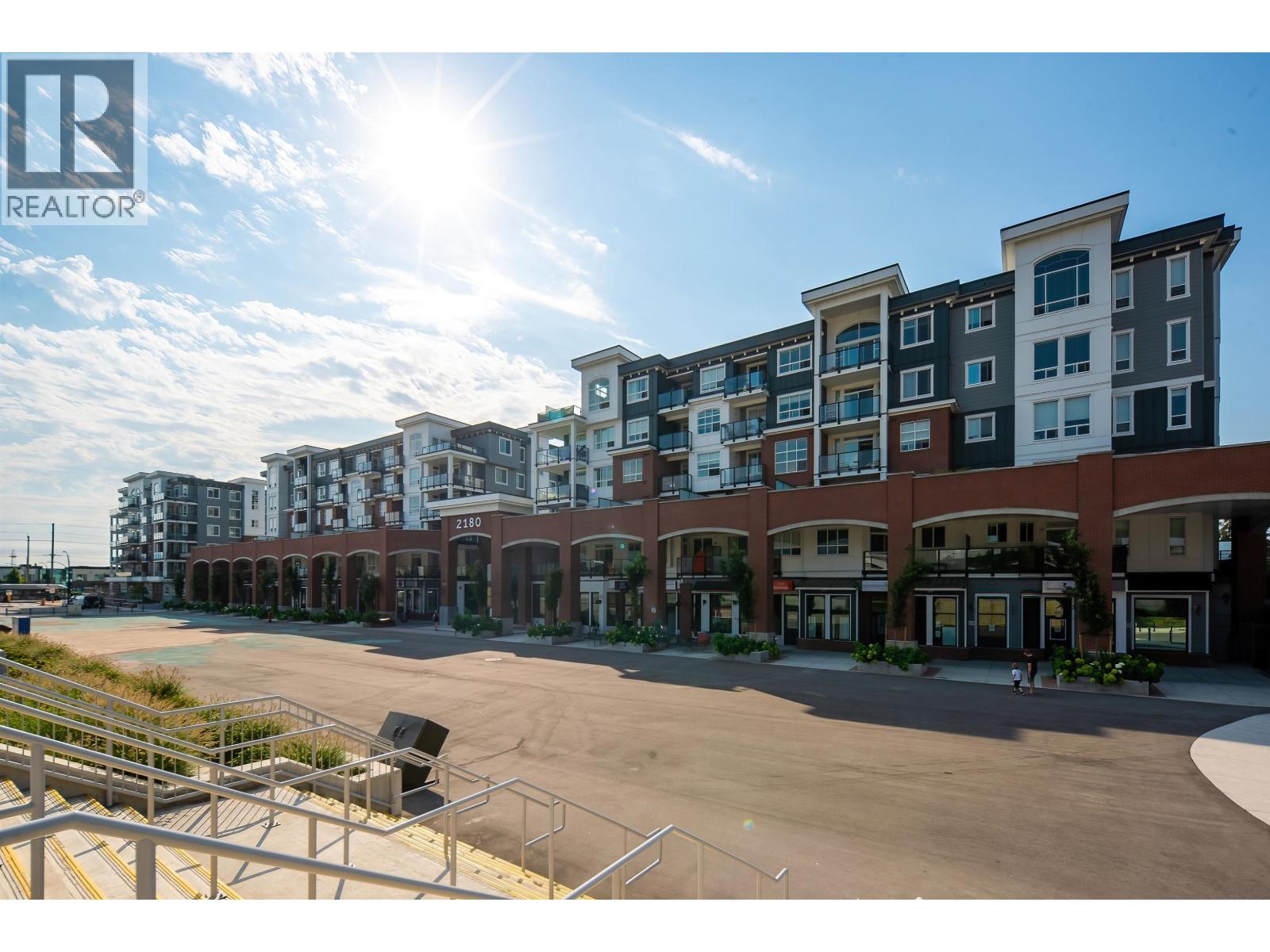 4520 2180 KELLY AVENUE, Port Coquitlam